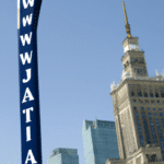 Wykorzystaj potencjał stojaków reklamowych w Warszawie - Sprawdź jakie rozwiązania oferuje rynek