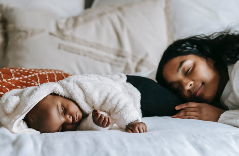 Dlaczego moje 10-miesięczne dziecko nie może spać przez całą noc? Przyczyny i jak sobie z nimi poradzić